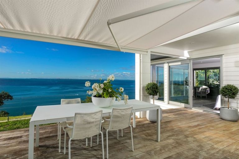 Photo of property in 63 Tiri Road, Manly, Whangaparaoa, 0930