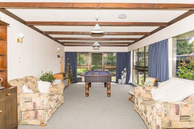 Photo of property in 10 Smith Street, Dannevirke, 4930