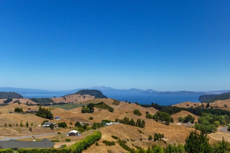 Photo of property in 71 Ross Rise, Kinloch, Taupo, 3385