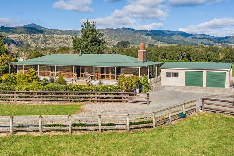 Photo of property in 382 Kimberley Road, Levin, 5571