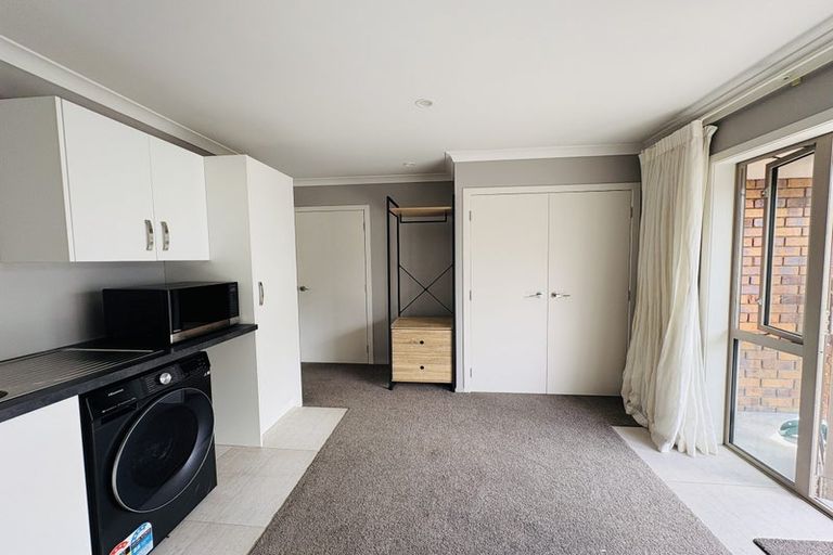 Photo of property in 21 Liberty Grove, Kelvin Grove, Palmerston North, 4414