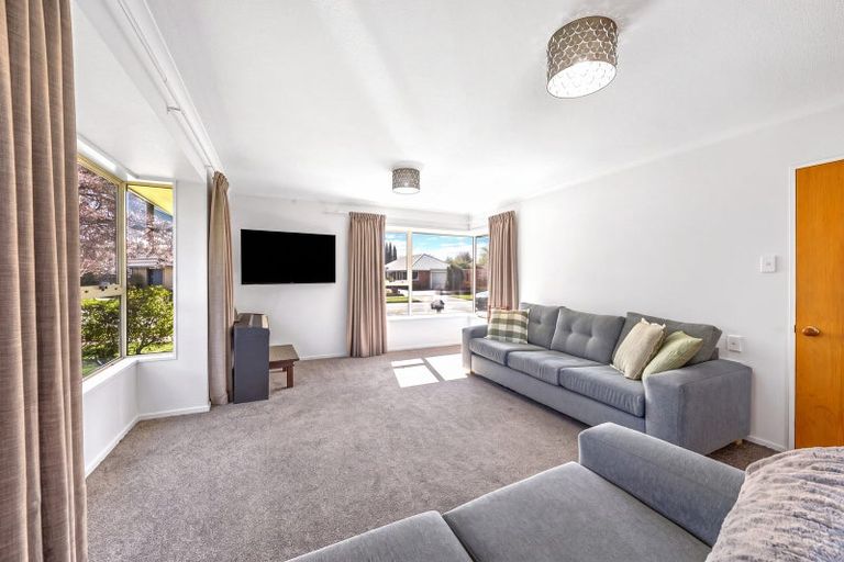 Photo of property in 45 Showgate Avenue, Sockburn, Christchurch, 8042