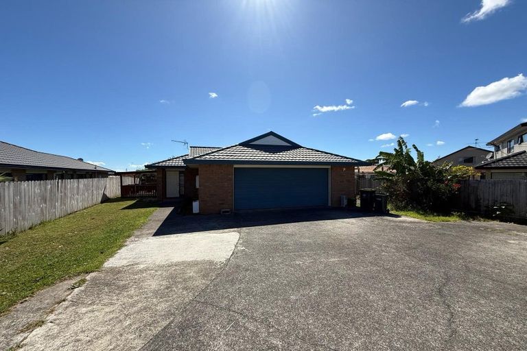 Photo of property in 4 Cotton Place, Opaheke, Papakura, 2113