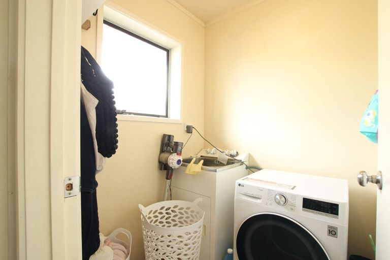 Photo of property in 2/78 Bentley Avenue, Glenfield, Auckland, 0629