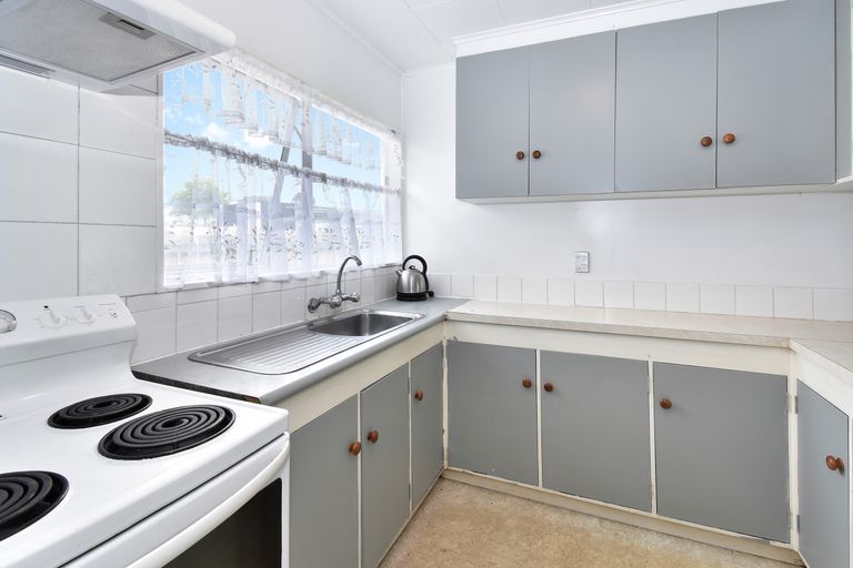 Photo of property in 8a Druces Road, Wiri, Auckland, 2104