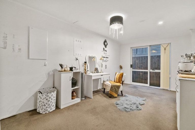 Photo of property in 1 Sagar Lane, Wiri, Auckland, 2104