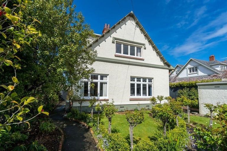 Photo of property in 16 Ings Avenue, Saint Clair, Dunedin, 9012