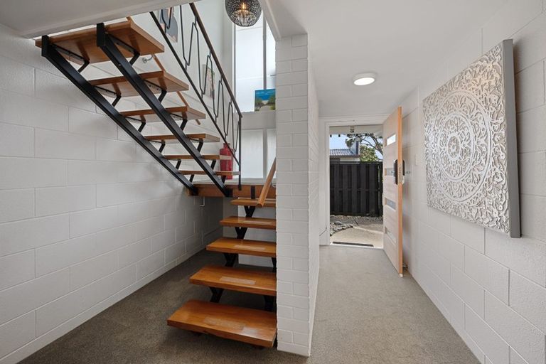 Photo of property in 3/15 Omana Road, Milford, Auckland, 0620