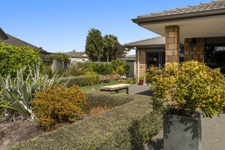 Photo of property in 5 Ohope Place, Papamoa Beach, Papamoa, 3118