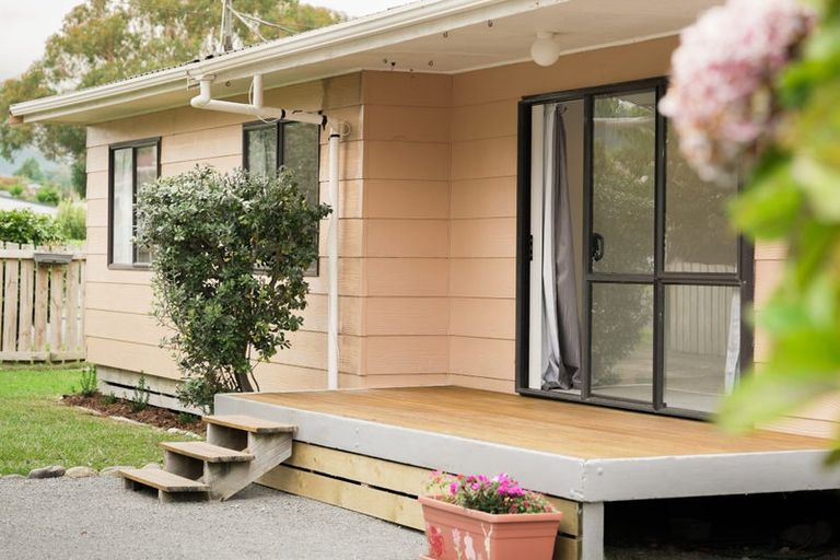 Photo of property in 11a Freemans Road, Otaki, 5512