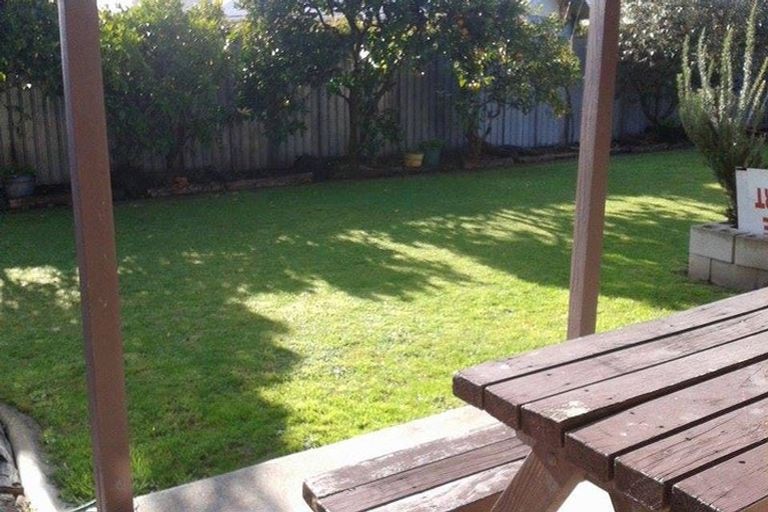 Photo of property in 12 Lerwick Street, Tamatea, Napier, 4112