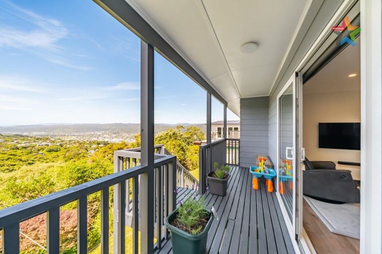 Photo of property in 67 Cypress Drive, Maungaraki, Lower Hutt, 5010