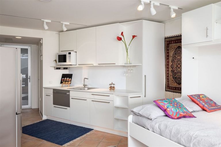 Photo of property in 48 Andersons Road, Charteris Bay, Lyttelton, 8971