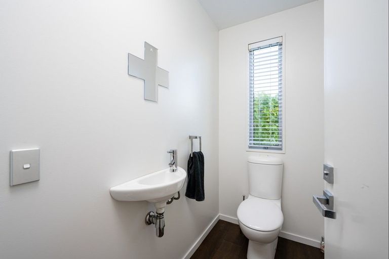 Photo of property in 7 Rata Street, Wanaka, 9305