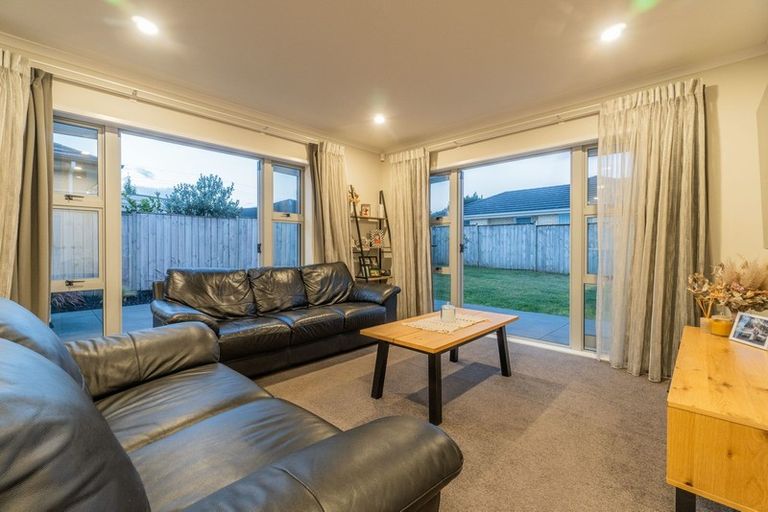 Photo of property in 140 Hillpark Drive, Pokeno, 2402