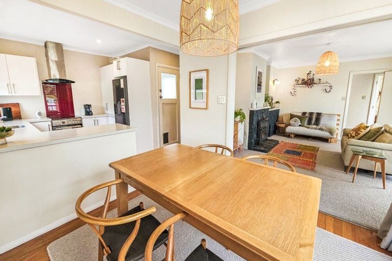 Photo of property in 4 Harpham Street, Taradale, Napier, 4112