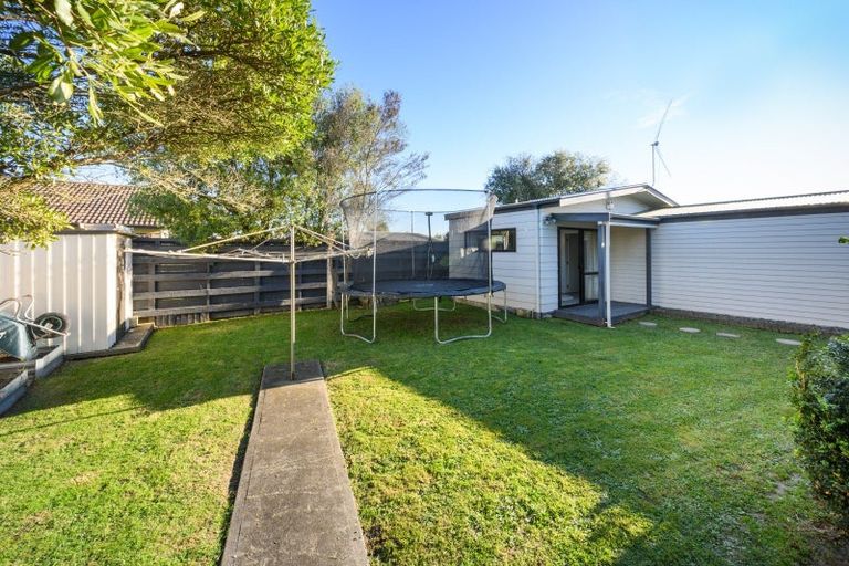 Photo of property in 6 Willowstream Grove, Cloverlea, Palmerston North, 4412