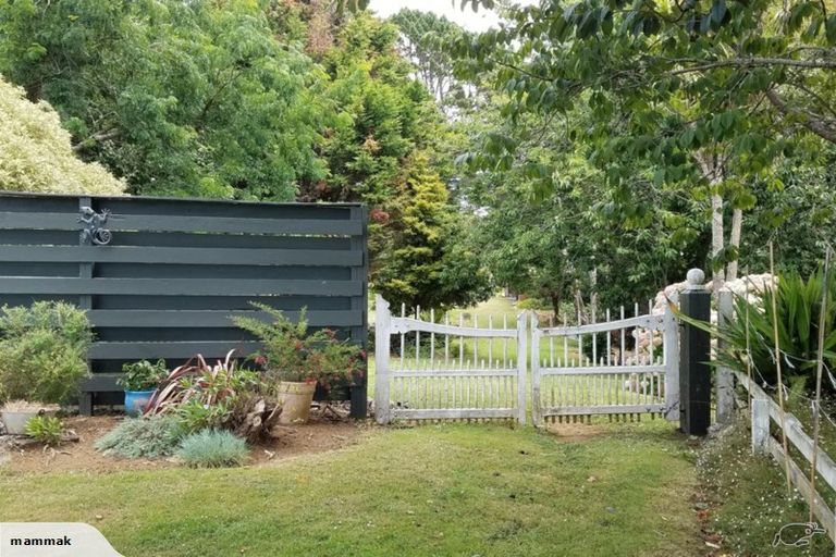Photo of property in 190 Boiler Gully Road, Manukau Heads, Waiuku, 2684