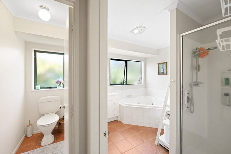 Photo of property in 33 Diomede Glade, Flagstaff, Hamilton, 3210