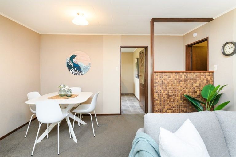 Photo of property in 1/29 Redwood Grove, Hokowhitu, Palmerston North, 4410