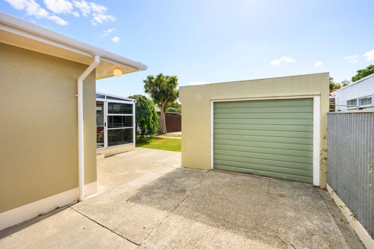 Photo of property in 17 Paisley Street, Awapuni, Palmerston North, 4412