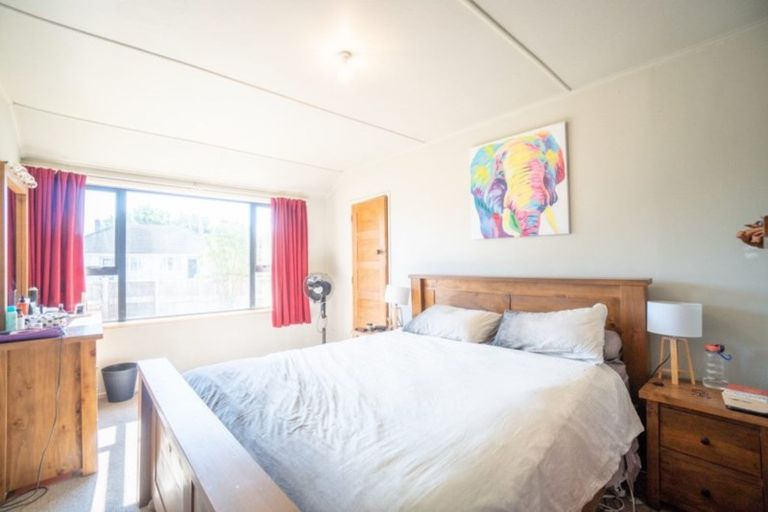 Photo of property in 40 Andrew Avenue, Roslyn, Palmerston North, 4414