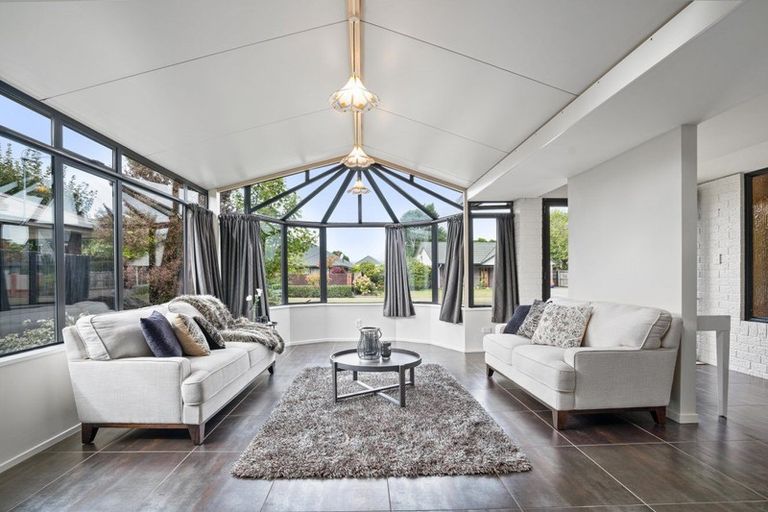 Photo of property in 4 Addison Place, Halswell, Christchurch, 8025