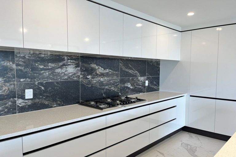 Photo of property in 19 Opouatu Avenue, Glenbrook, Waiuku, 2681