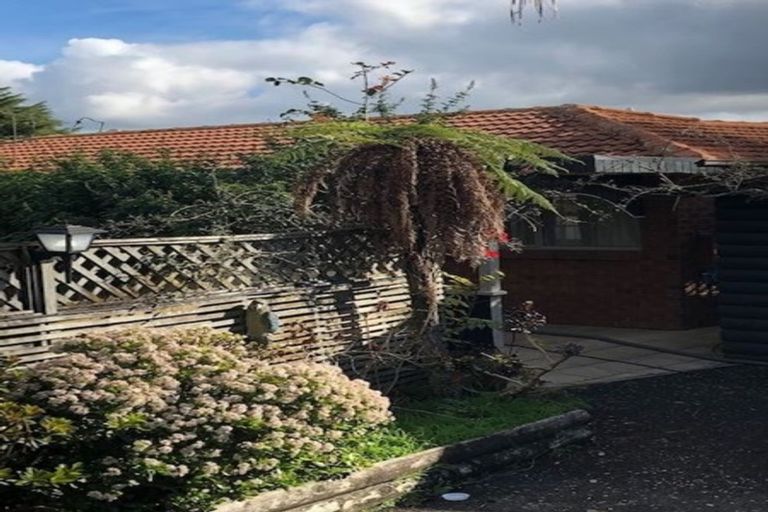 Photo of property in 19c Te Anau Place, Pakuranga Heights, Auckland, 2010