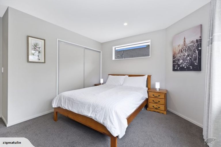 Photo of property in 2/121 Waltham Road, Sydenham, Christchurch, 8023