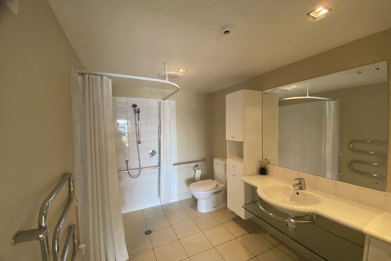 Photo of property in Waterfront Apartments, 1/309 Wakefield Quay, Stepneyville, Nelson, 7010