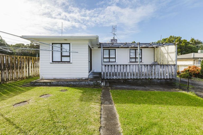 Photo of property in 383 Great South Road, Opaheke, Papakura, 2113