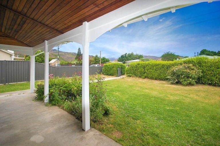 Photo of property in 33 Donegal Street, Cromwell, 9310