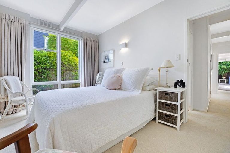 Photo of property in 4/252 Hurstmere Road, Takapuna, Auckland, 0622