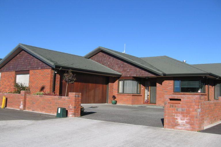 Photo of property in 24 Albert Street, Palmerston North, 4414