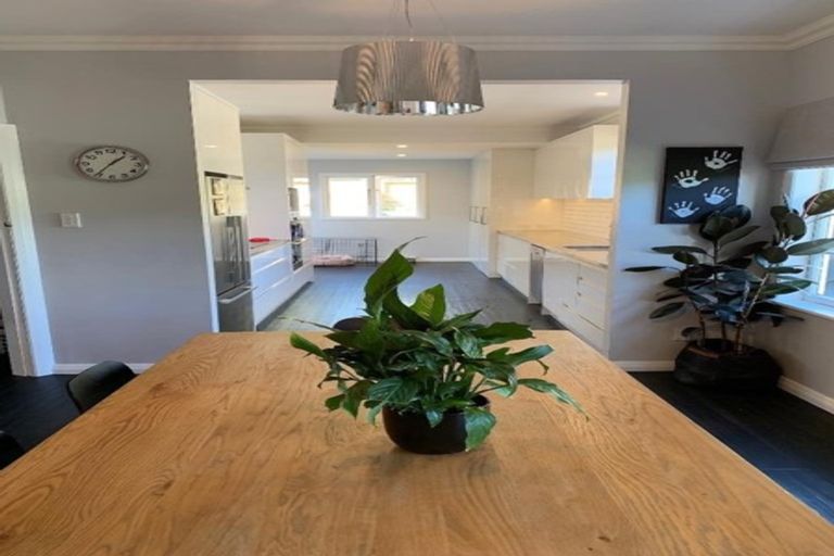 Photo of property in 31 Cockayne Road, Khandallah, Wellington, 6035