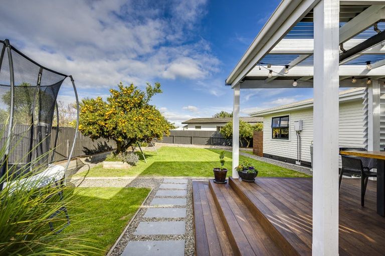 Photo of property in 16 Surrey Street, Taradale, Napier, 4112