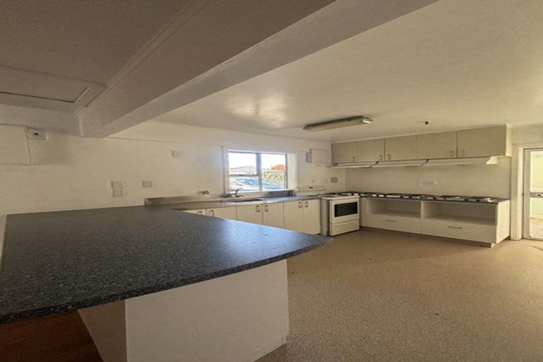 Photo of property in 35 Shirley Road, Shirley, Christchurch, 8013