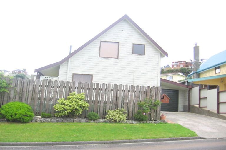Photo of property in 1 Tralee Place, Johnsonville, Wellington, 6037