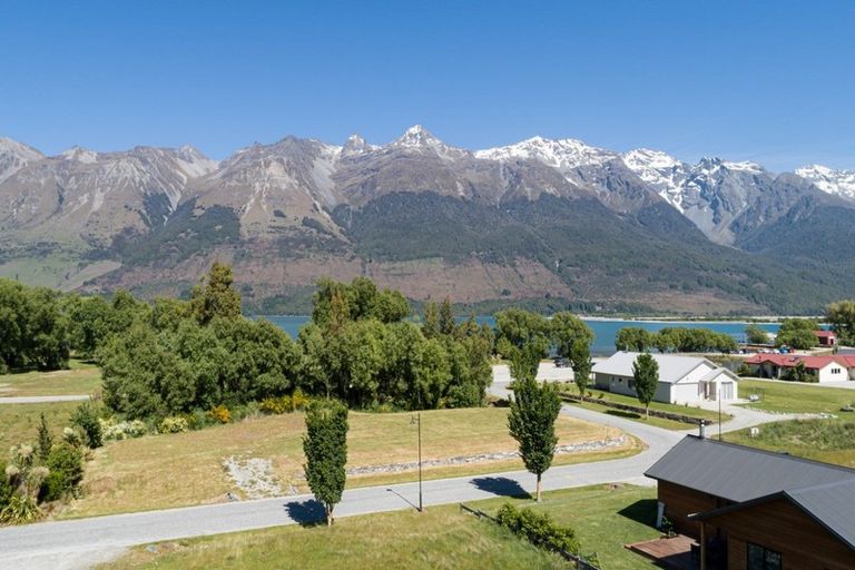 Photo of property in 24 Lochburn Avenue, Glenorchy, 9372