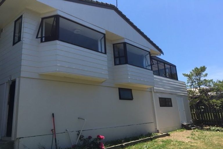 Photo of property in 38 Bodmin Terrace, Camborne, Porirua, 5026