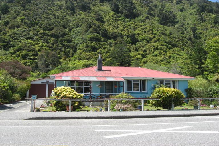 Photo of property in 66 Torea Street, Granity, 7823