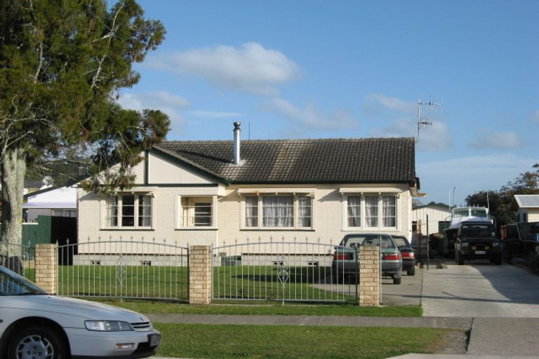 Photo of property in 27 Pohutu Street, Whakatane, 3120