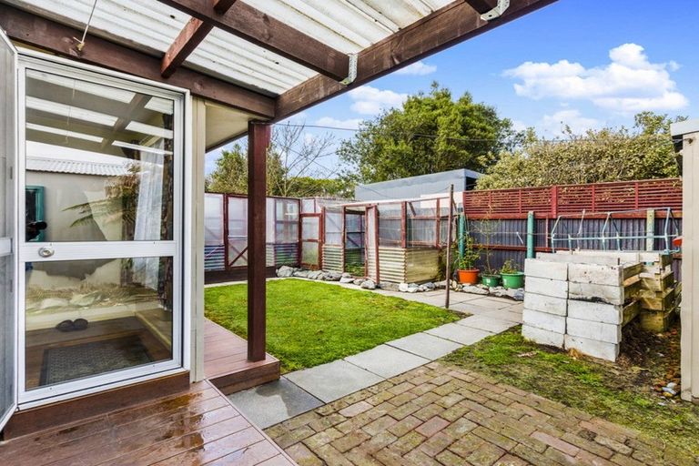 Photo of property in 3 Ourbridge Street, Kainga, Christchurch, 8083