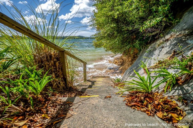 Photo of property in 18a Coutts Avenue, Paihia, 0200