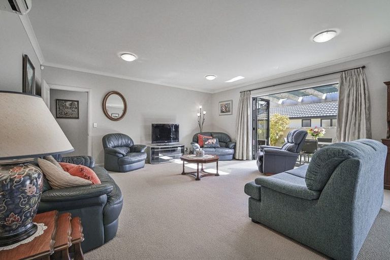 Photo of property in 4a Lindsay Street, Havelock North, 4130