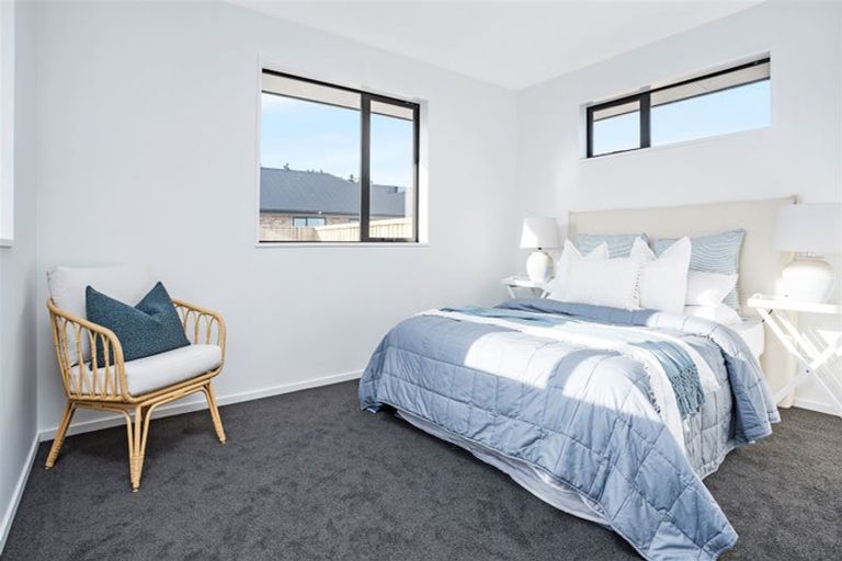 Photo of property in 21 Plover Avenue, Amberley, 7410