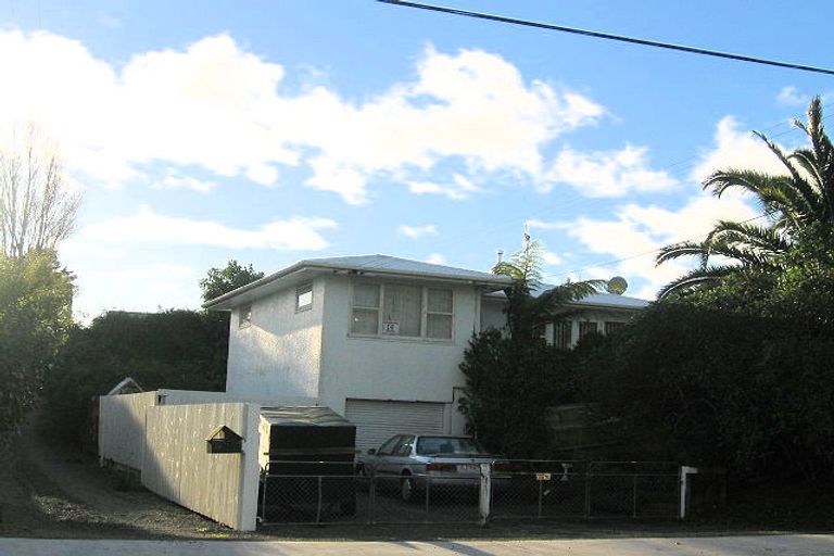Photo of property in 15-17 Moana Road, Paraparaumu, 5032
