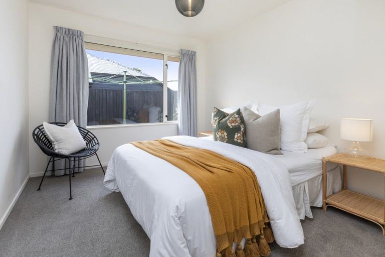 Photo of property in 1/131 Prestons Road, Redwood, Christchurch, 8051