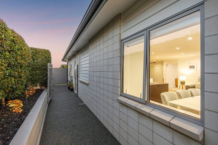 Photo of property in 67 Manuel Road, Silverdale, 0932